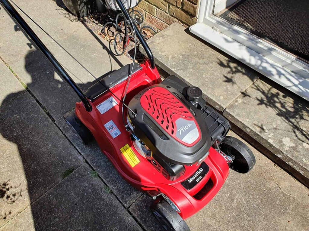 view-of-Mountfield-HP41-petrol-lawn-mower-under-200-uk-tried-and-tested-for-several-week-unboxing-purchased-package-arrival-at-home-testing-experience.jpg