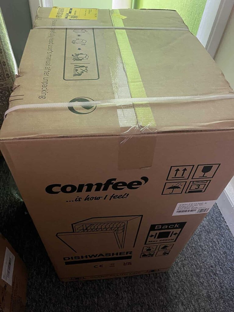 view-of-unboxed-the-COMFEE Dishwasher Under £300 UK-tried-and-tested-for-several-week-unboxing-purchased-package-arrival-at-home-testing-experience-